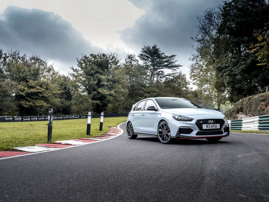  Hyundai i30 N (PD) 2017 года  (UK) (фото 17 из 40)